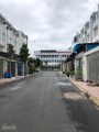 CẦN BÁN NHÀ LIÊN KẾ KDC CAO CẤP 1 TRỆT 3 LẦU, Q. THỦ ĐỨC