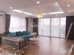 Cần bán căn hộ 85m2, giá 3 tỷ, full nội thất, ngay cạnh Hồ Tây. LH 0919786262