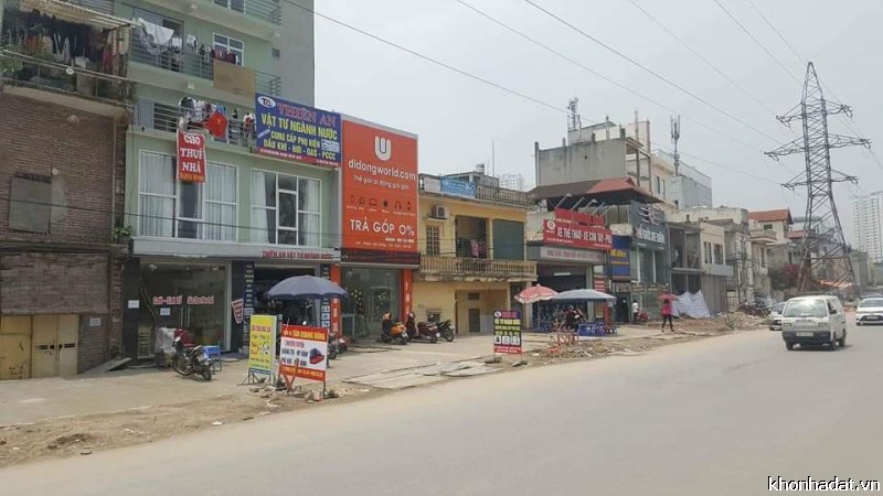 CC cần bán trước tết, nhà mặt phố cấp 4 Phạm Văn Đồng, 66m2, rộng 4.2m, giá 15 tỷ