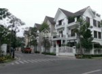 Chính chủ bán gấp BT đơn lập Vinhomes Riverside đối diện công viên, vườn hoa, xây thô, sân vườn rô