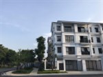 Cần bán liền kề Tây Bắc, cùng dãy nhà mẫu ST5 Gamuda 90m2, thuận tiện đường ra vào. LH 0834812333