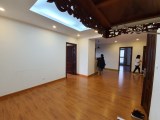 Cần bán gấp căn hộ chung cư D2 Giảng Võ căn 1803 diện tích 107m2, 3pn