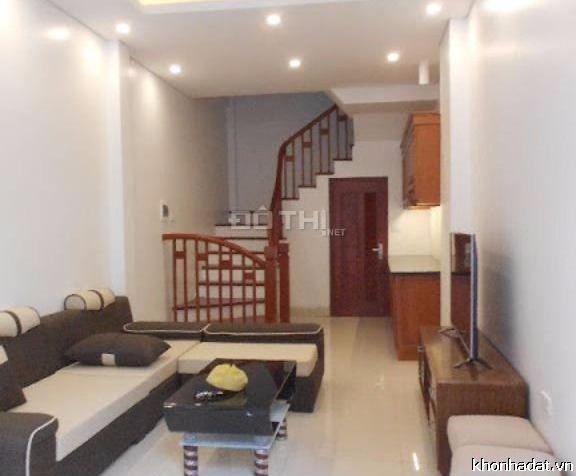- - Bán nhà riêng Chính Chủ  Phố Quan Nhân Nhà DT: 32m. Giá. 2.5 tỷ.