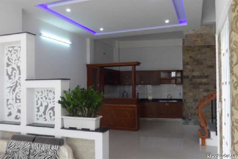 Bán nhà mới phường Cống Vị, Ba Đình. 39m2, 4 p.ngủ, gần phố