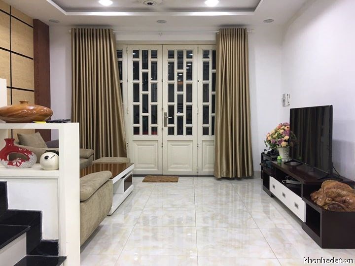 Bán nhà phố Giáp Nhị, 37m2, 2 mặt thoáng, ngõ 3m, ô tô cách nhà 25m, 1.75 tỷ