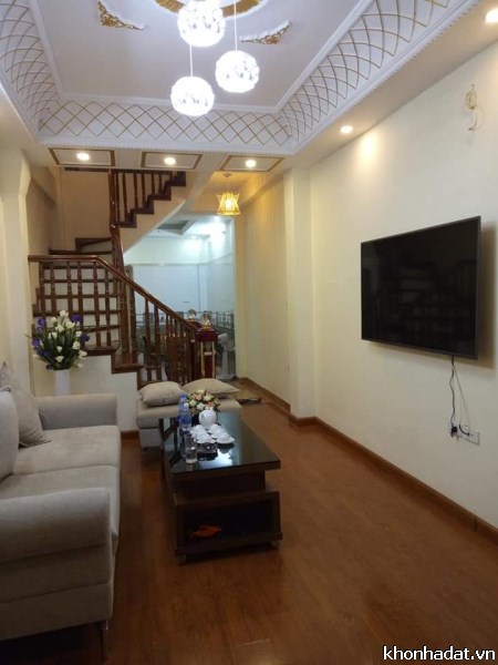 NHÀ MớI CHÍNH CHủ Sổ Đỏ VUÔNG VắN .42M.GIÁ 3.5 TỶ .