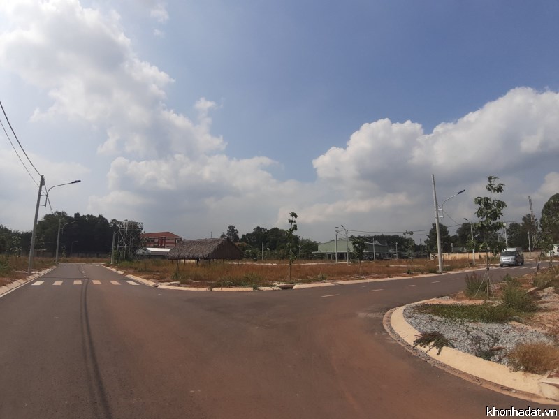 ĐẤT NỀN THỊ XÃ BẾN CÁT-BÌNH DƯƠNG 400 TRIỆU/NỀN