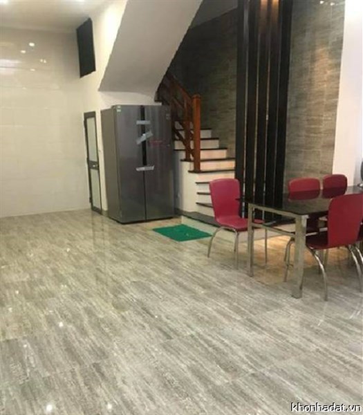 Bán nhà mới 5 tầng đường Hoàng Hoa Thám, ngõ 3m. Giá 3,x tỷ