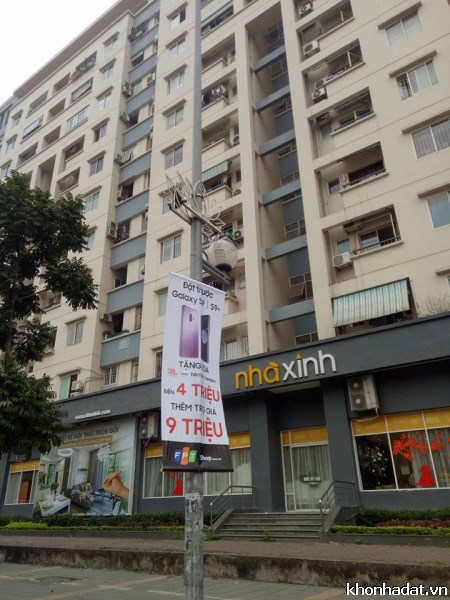 Cho thuê căn hộ chung cư 3 phòng ngủ, DT 120m2, tại KĐT Resco, Phạm Văn Đồng.