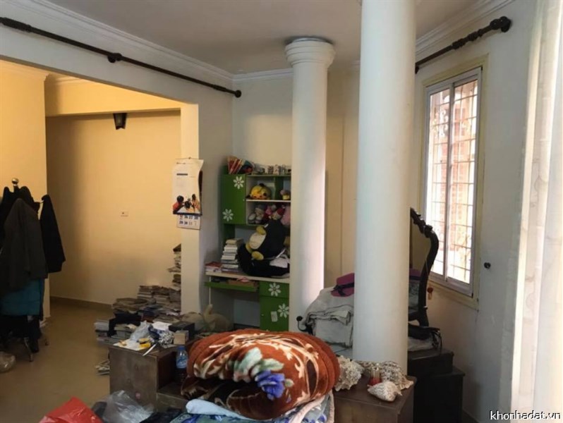 Bán nhà Hào Nam 3.35 tỷ, 32M x 4 Tầng x5MT. 0392899109.