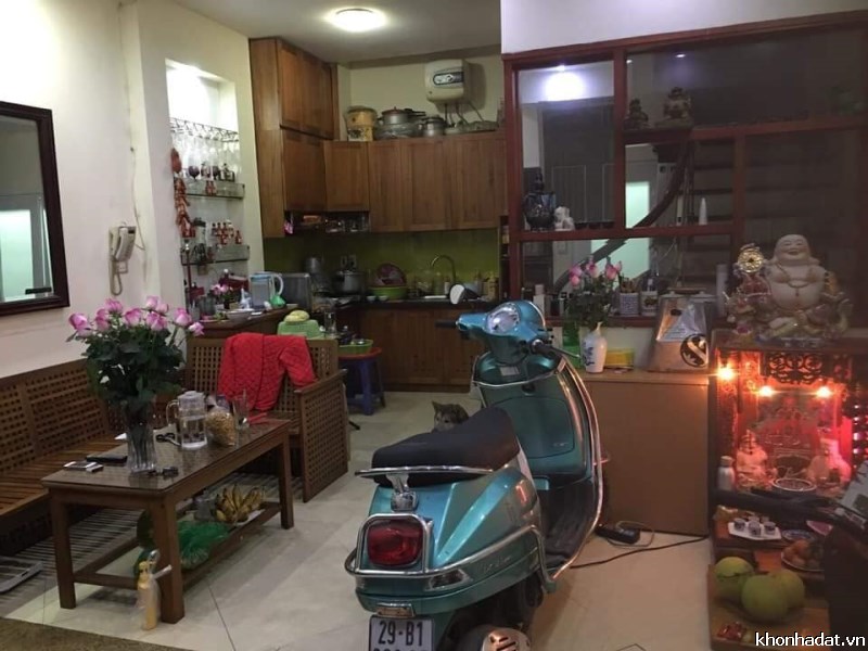Nhà đẹp đường Bưởi 38 mx5tầng, mới,ngõ rộng thoáng ,dân trí cao 3.65 tỷ.