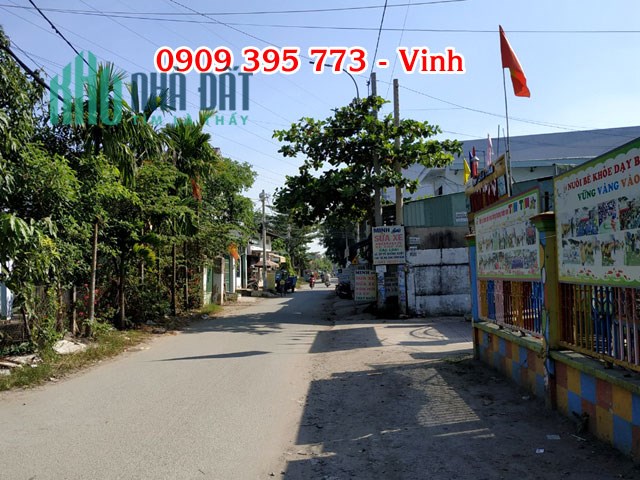 Đất mặt tiền An Phú Đông 27 quận 12, giá 40 Tr/m2. Đối diện trường mẫu giáo. Cách Đại học 200m.