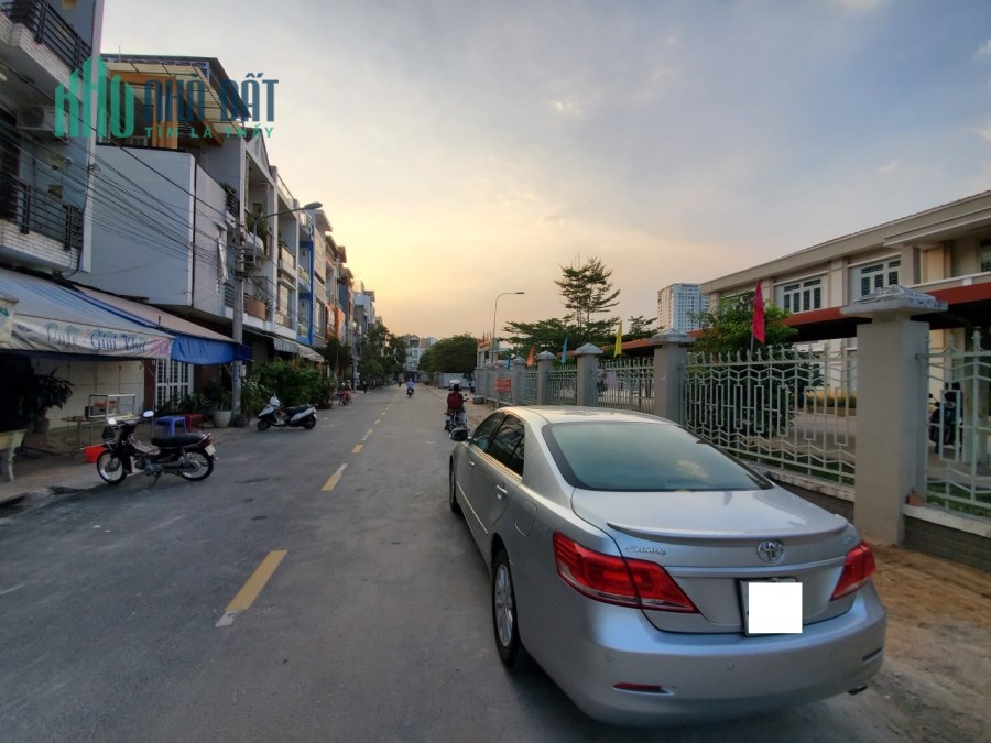 Bán gấp nhà mặt tiền N4, P.Thống Nhất, Biên Hòa