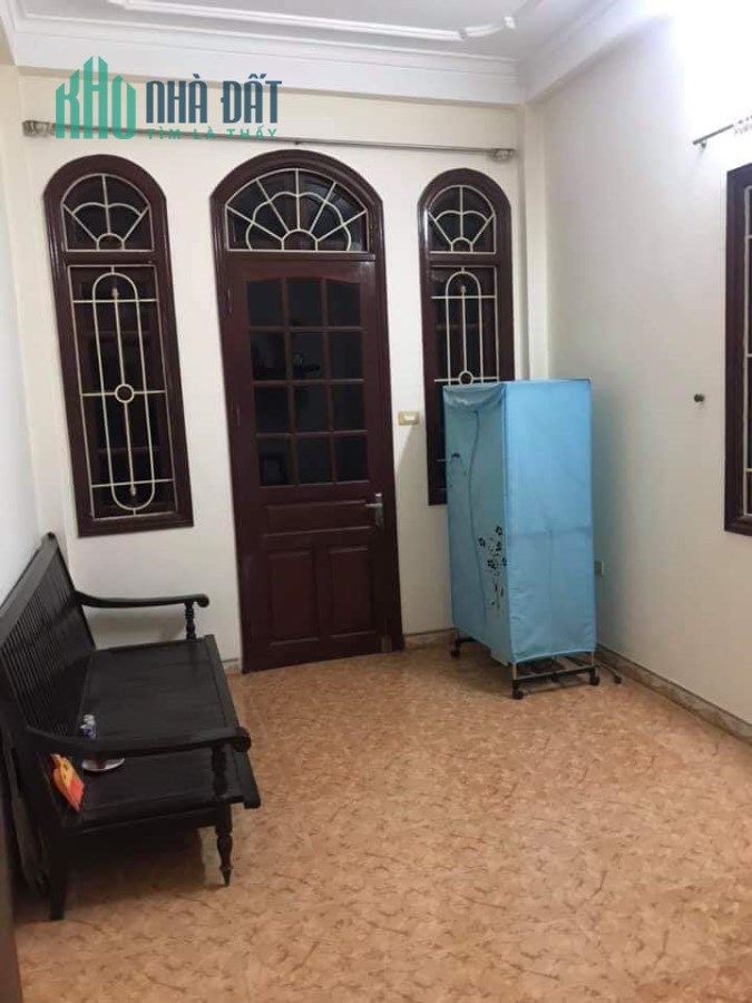 Bán Gấp nhà Bùi Xương Trạch, Thanh Xuân, ngõ 3 Gác, 45m x 4 Tầng, 2.75 Tỷ.