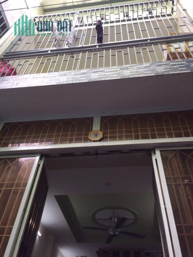 Bán nhà 63m2 đường Âu Cơ phường 10 quận Tân Bình Giá 2.8 tỷ