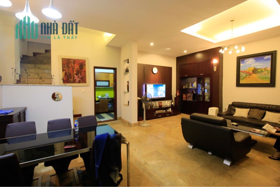 Cho thuê nhà rất đẹp phố Đội Cấn Ba Đình, 70m x 3,5t, full nội thất giá 19tr