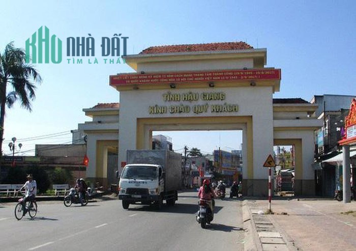 Cần vốn bán gấp nền gần chợ thổ cư 100%  chỉ 550 triệu 0939222025