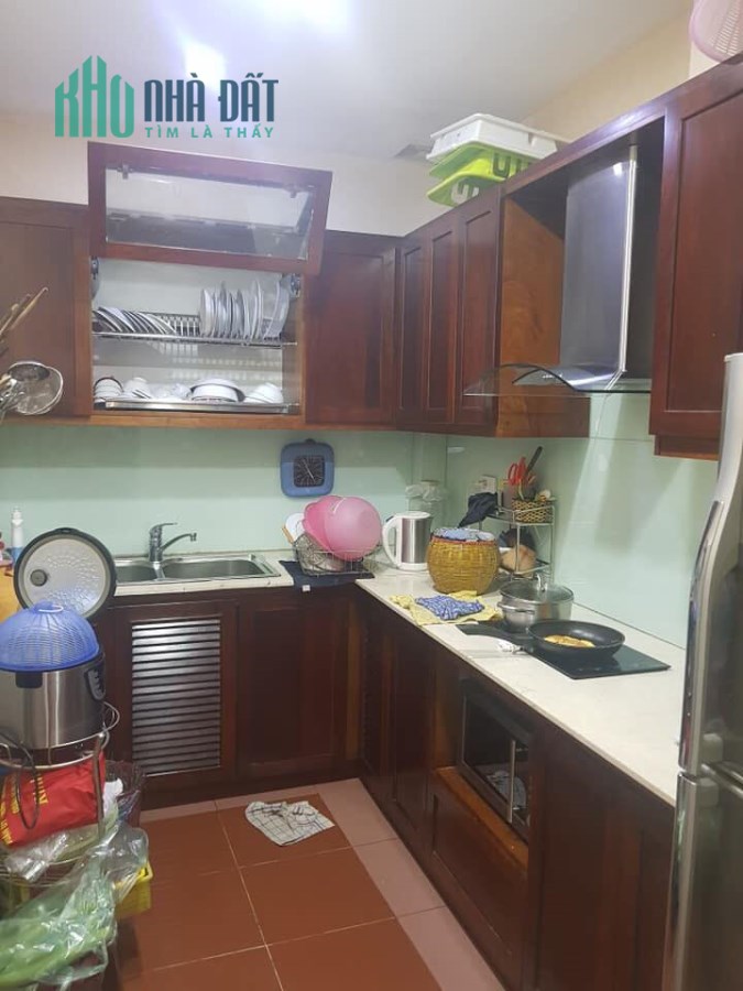 Bán căn hộ lô góc tầng 10 chung cư tại 170 Đê La Thành,3.65 tỷ