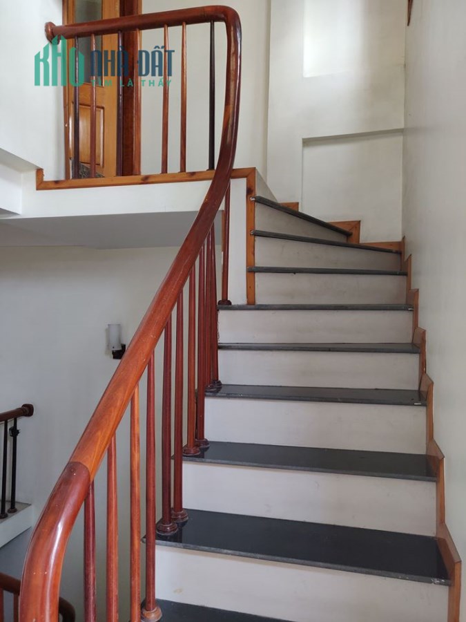 TÔI THANH BÁN NHÀ MỄ TRÌ, Ô TÔ VÀO NHÀ, KINH DOANH TỐT, 41M2 X 7T, GIÁ 5,6 TỶ, LH : 0979138267