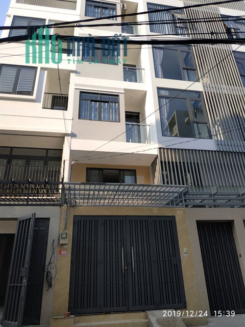 Cho nữ thuê Phòng trọ quận Bình Thạnh, 25m2 mới đẹp, ban công, cửa sổ, hẻm 7m. Giá rẻ nhất khu này