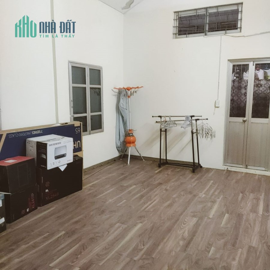 Bán nhà phố Hồng Mai, dt 68mx4t, mt 4m, giá 4.6 tỷ.