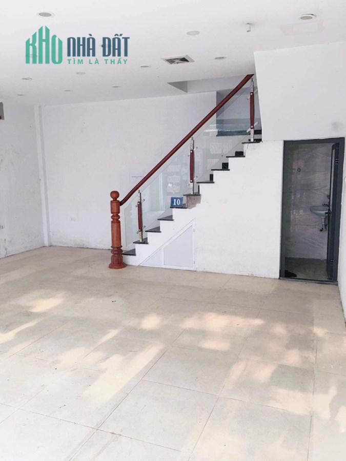 Bán nhà ngõ Hòa Bình, 40m2, 4 tầng, mặt tiền 4m, giá chỉ 2.75 tỷ