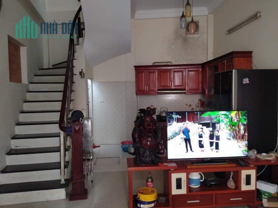 Bán nhà Xuân Đỉnh, 40m2 x 4T, ngõ xe 3 gác, 2.7 tỷ