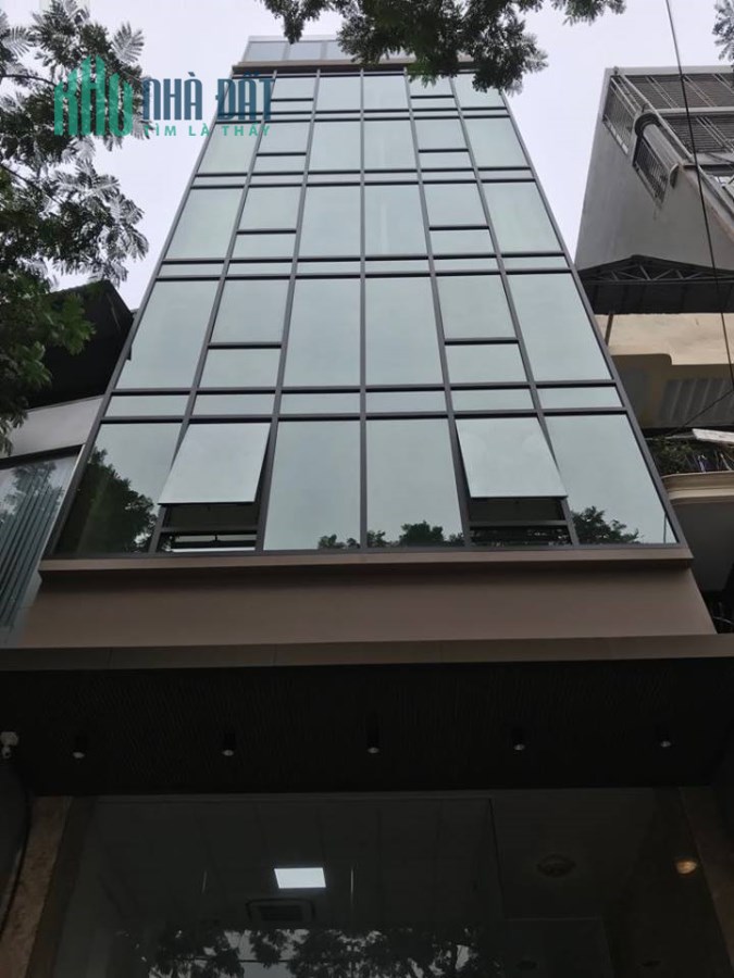 Bán nhà chính chủ Mặt Phố Hoàng Quốc Việt dt 90 m2 x 6 t mt 5 m,vỉ hè 3 m giá 32 tỷ