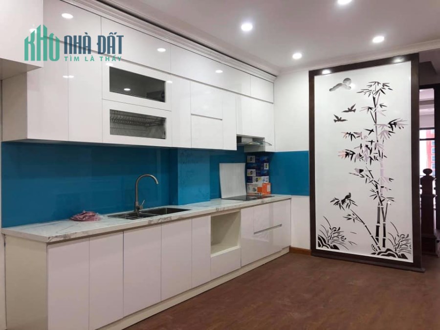 Bán nhà phân lô Hoàng Văn Thái, gara ô tô, nhà đẹp, kinh doanh, 45m2x5t, giá 6,8 tỷ