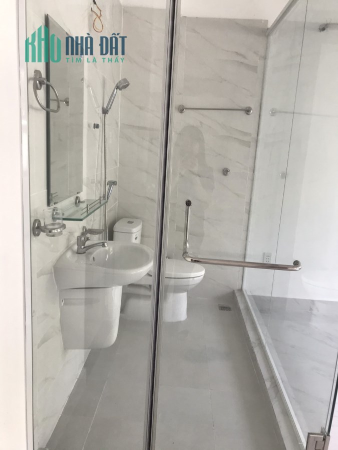 Bán nhà hẻm 4m Ngô Quyền P12 Q5 DT 4x9m trệt 2 lầu ST mới 100% Giá 5 tỷ 4