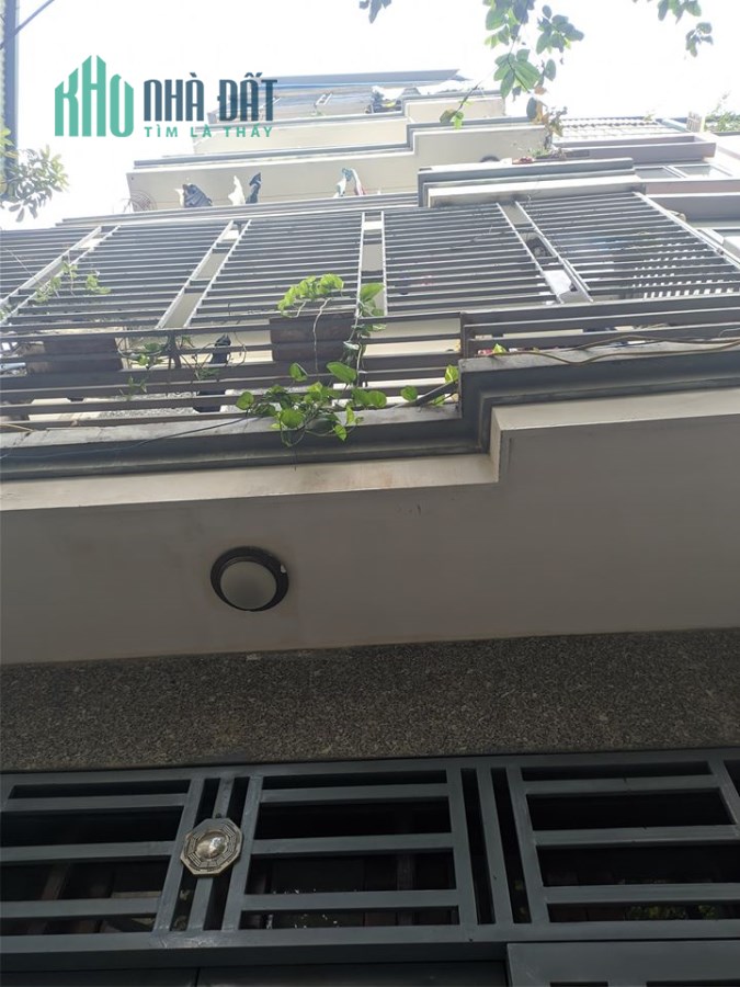 Ngõ 93 Hoàng Văn Thái, Thanh Xuân, HN. DT 52m2. MT 4m. 6,8 tỷ.