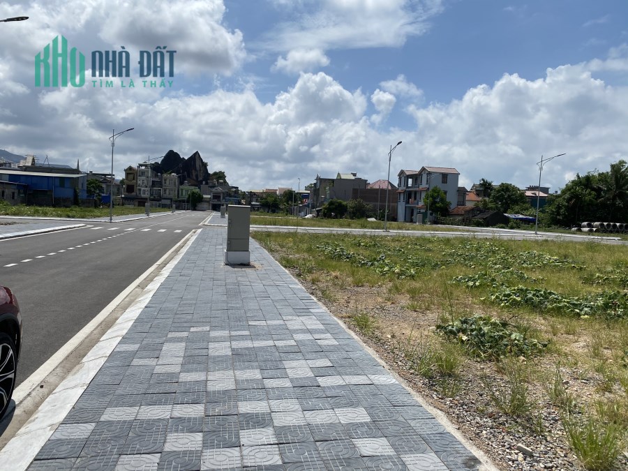 Đất Nền Tại Cẩm Thạch TP Cẩm Phả Quảng Ninh Mặt Đường Trần Phú Giá 20Tr/m2 Nhận Sổ Ngay Liên Hệ