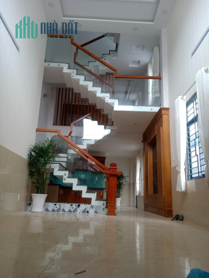 Cho thuê nhà Nguyễn Văn Công, phường 3, Gò Vấp