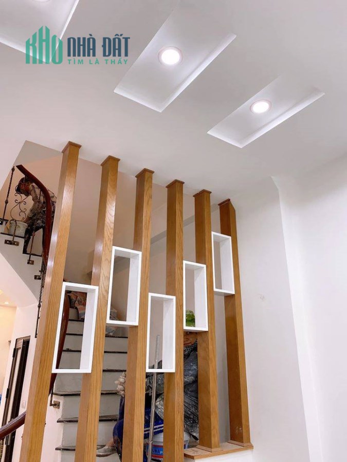 BÁN NHÀ XÃ ĐÀN- ĐỐNG ĐA- 6 TẦNG -MẶT TIỀN 5m-  35m2- GIÁ 3.1 TỶ.