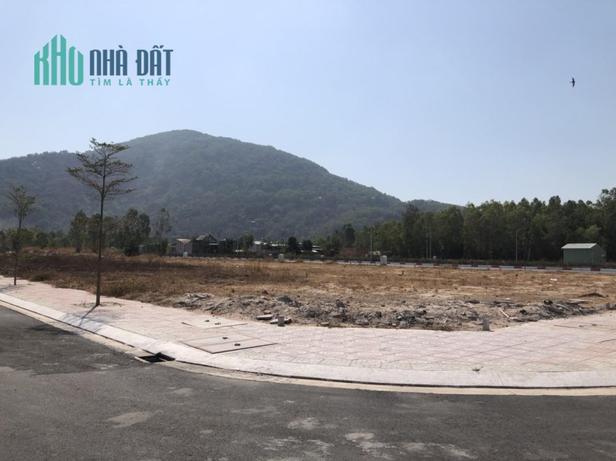 Bán ngay lô đất mặt tiền tại TP Bà Rịa