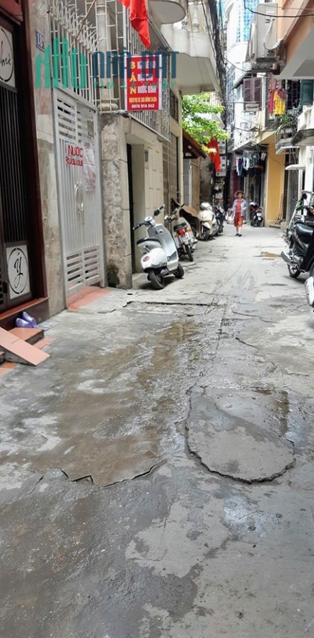 Đống Đa 35m2, Ở Luôn, Ngõ Nông, Kinh Doanh, M/tiền 4.3m, 2.75 tỷ.
