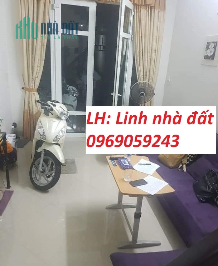 Siêu phẩm đẹp 3 gác đua ngõ 639 Hoàng Hoa Thám 39mx4T 4PN chỉ 3.45 tỷ xách vali về ở