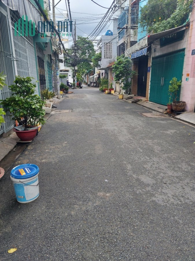 Kẹt tiền cần bán gấp hẻm 8m 341 Khuông Việt Q.Tân Phú Giá 5 tỷ 6