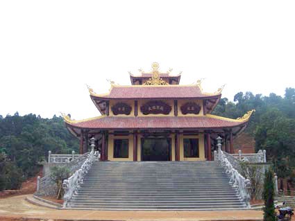 Vietnam Truc Lam meditation stay and studing.