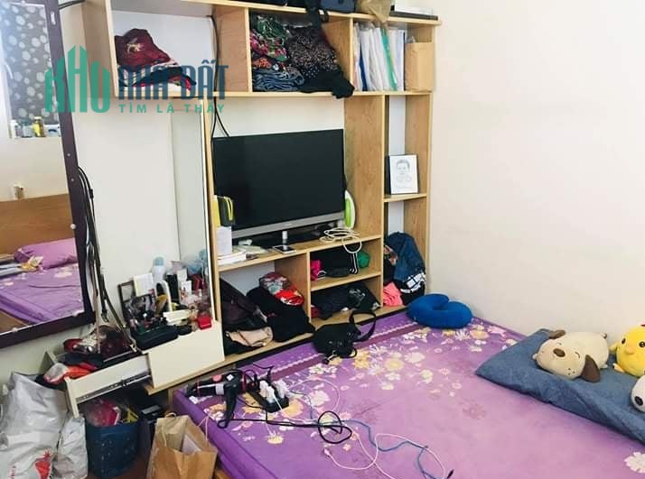 Bán nhà Hàng Cháo, 7 tầng, ở luôn, mặt tiền 5.2, giá 2.25 tỷ.