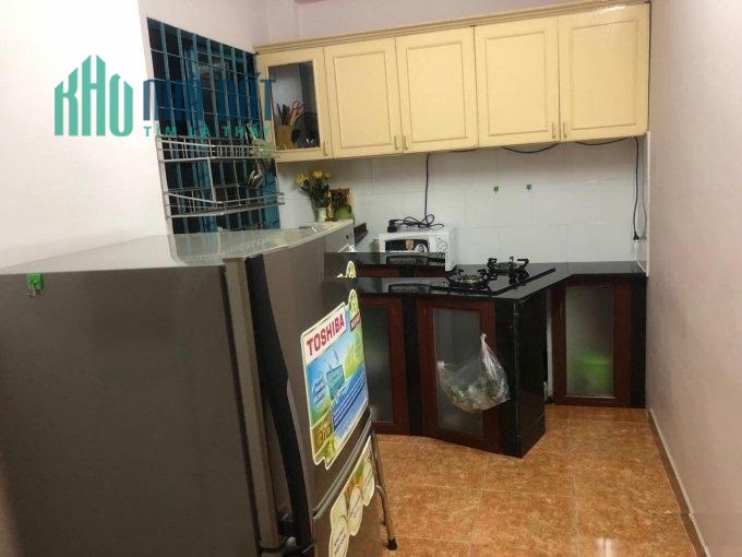bán gấp căn hộ chung cư 675 Nguyễn Kiệm, P.9, Phú Nhuận