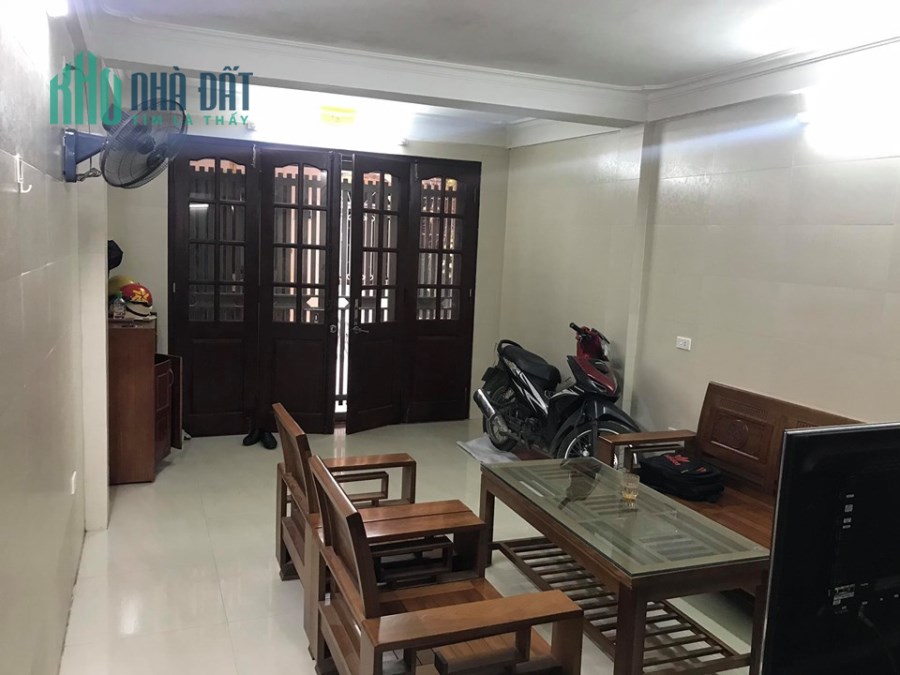 Bán Nhà Nhân Hòa 38m2, 4 Tầng đẹp,  Giá 4 tỷ .
