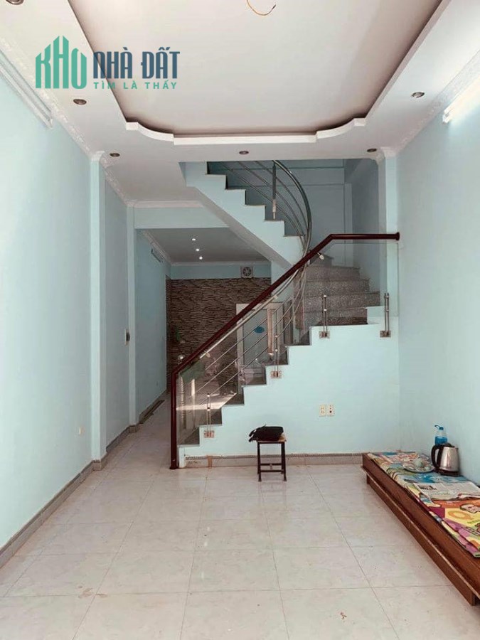 Bán nhà mặt phố Văn Cao, 53m, mặt tiền 4m, giá 8,8 tỷ có thương lượng