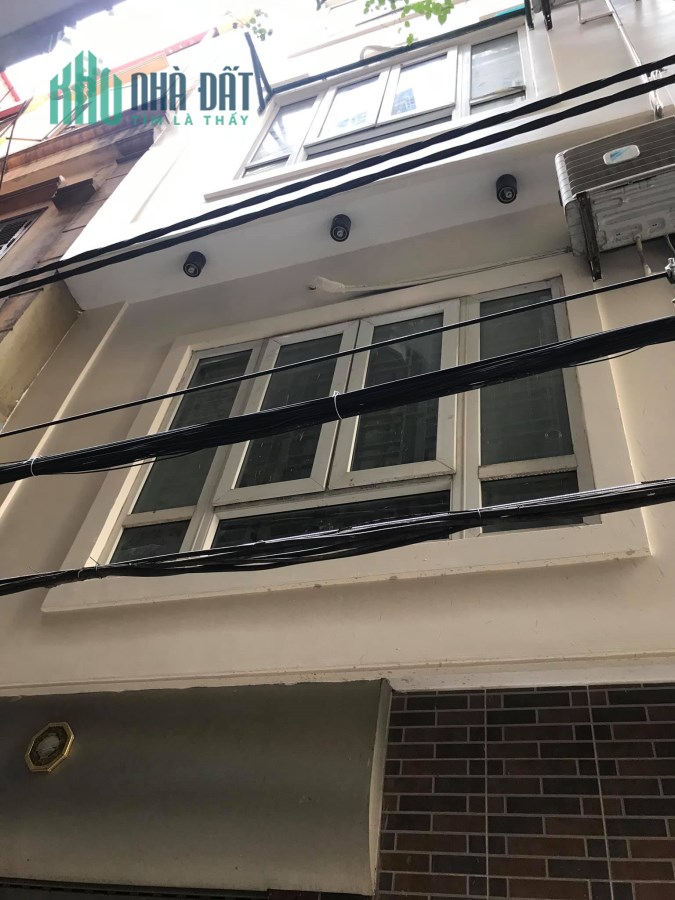 Bán nhà phố Chính Kinh thanh xuân mới đẹp giá 3,95