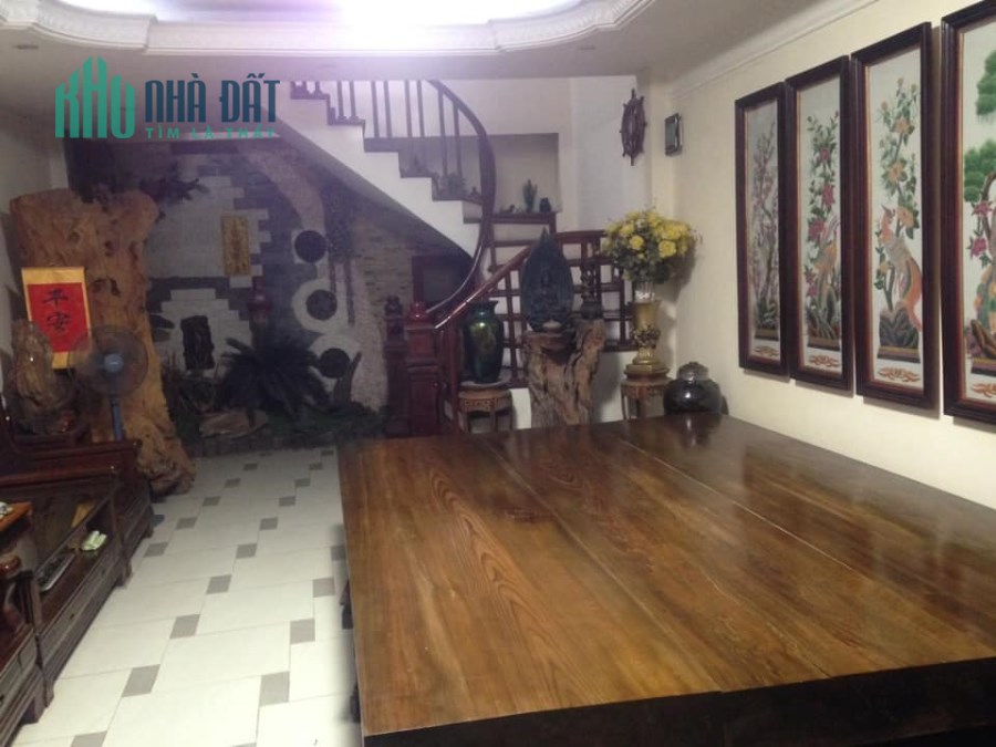 Bán nhà ngõ 63 Thái Thịnh, Đống Đa, HN. DT 80m2; giá 9,7 tỷ