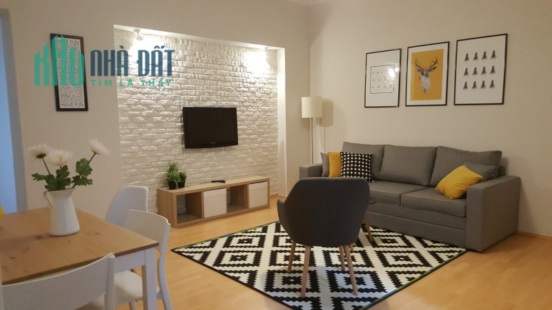 Cần bán gấp nhà Võ Chí Công quận Tây Hồ 52m2, 4.5 tỷ