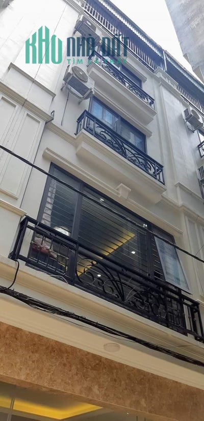 Bán nhà Hoàng Văn Thái – Thanh Xuân Hà Nội. DT: 42m2 x 5 Tầng. giá: 4.5 tỷ