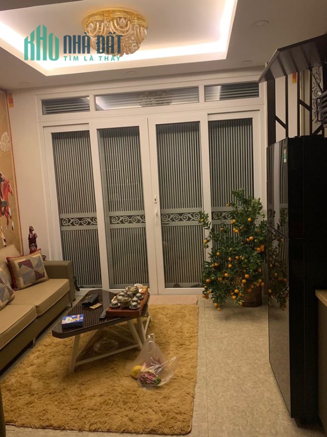 Hạ 250 triệu bán nhanh nhà 5 tầng cực đẹp Khâm Thiên, 30m2, 5T 2 tỷ 450 triệu
