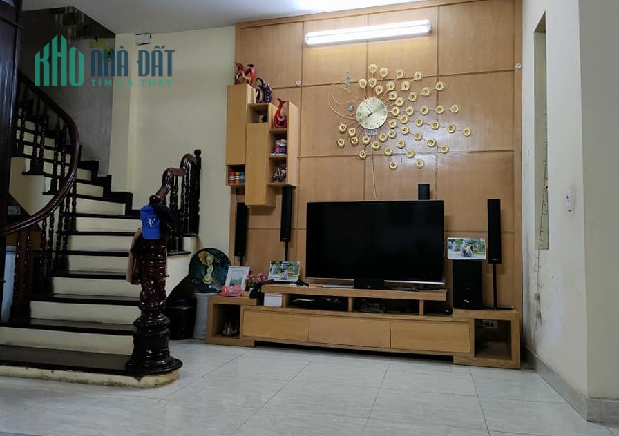 Bán nhà đẹp, phố Trịnh Đình Cửu, Hoàng Mai, HN. DT 110m2; giá 6,3 tỷ