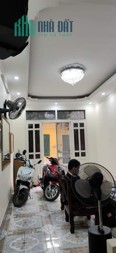 Nhà đẹp Trương Định 51m2, mt 3.7m, 2.7 tỷ